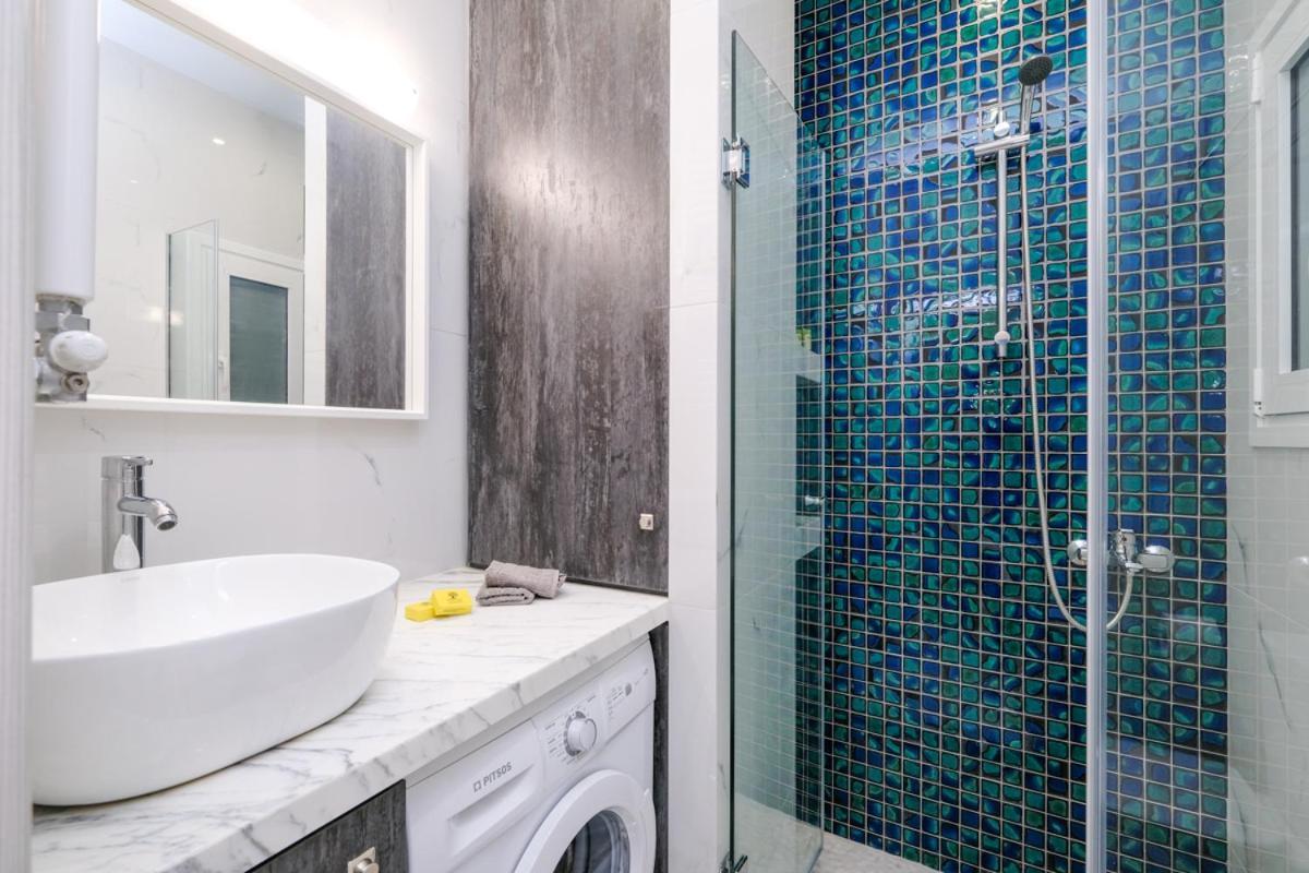 Piraeus 4Th Floor Apartment Bagian luar foto